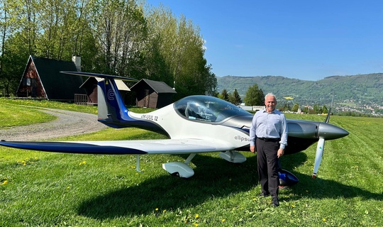 Dan Griffith und das Ultraleichtflugzeug Ellipse